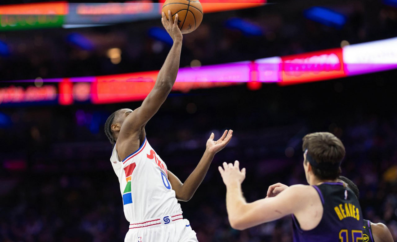 NBA: 76ers pull away after Lakers’ Anthony Davis exits