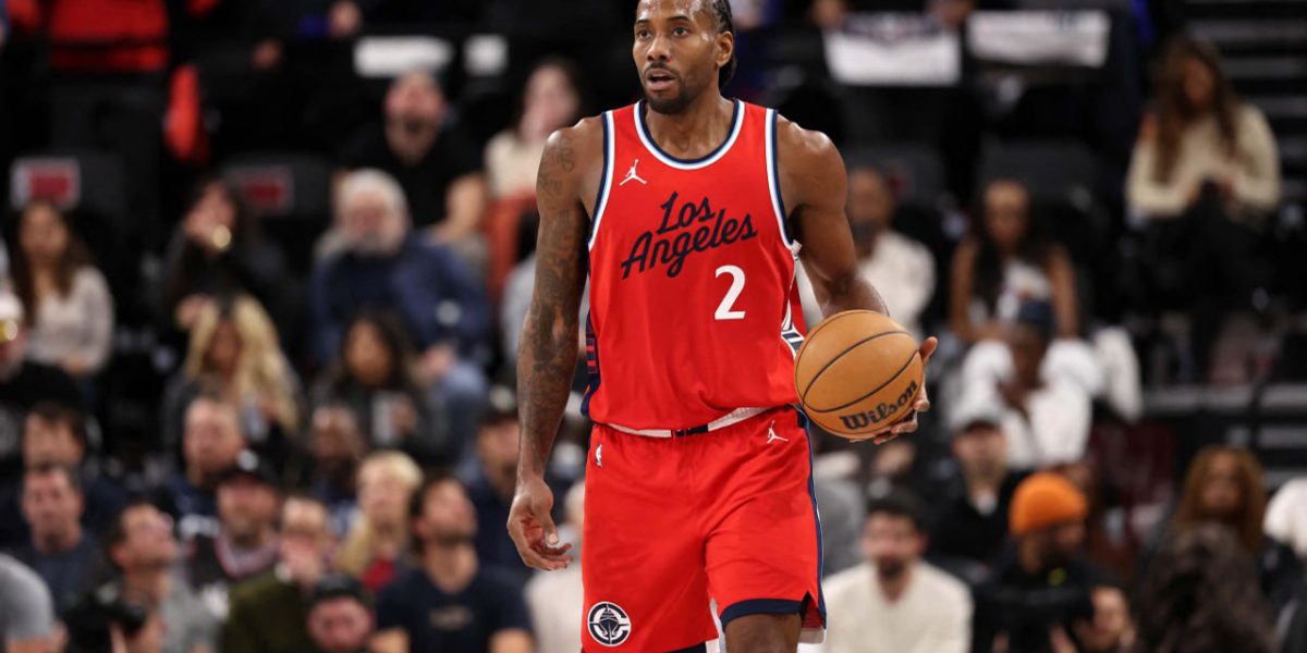 NBA Clippers get Kawhi Leonard back crush Hawks