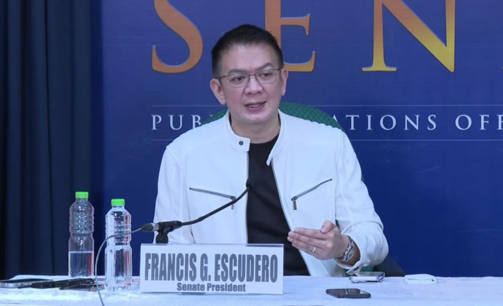 Escudero No impeachment trial vs. Sara Duterte during session break.jpg