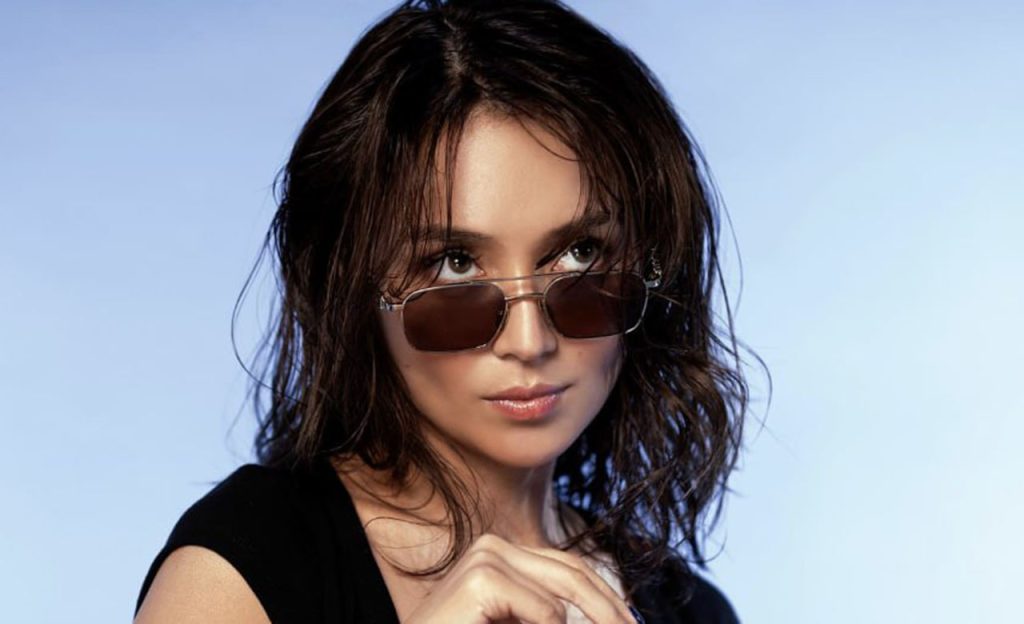 Kathryn Bernardo goes daring for 29th birthday shoot
