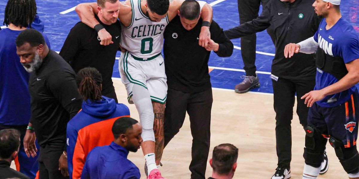 Jayson Tatum out of hospital met with Boston teammates