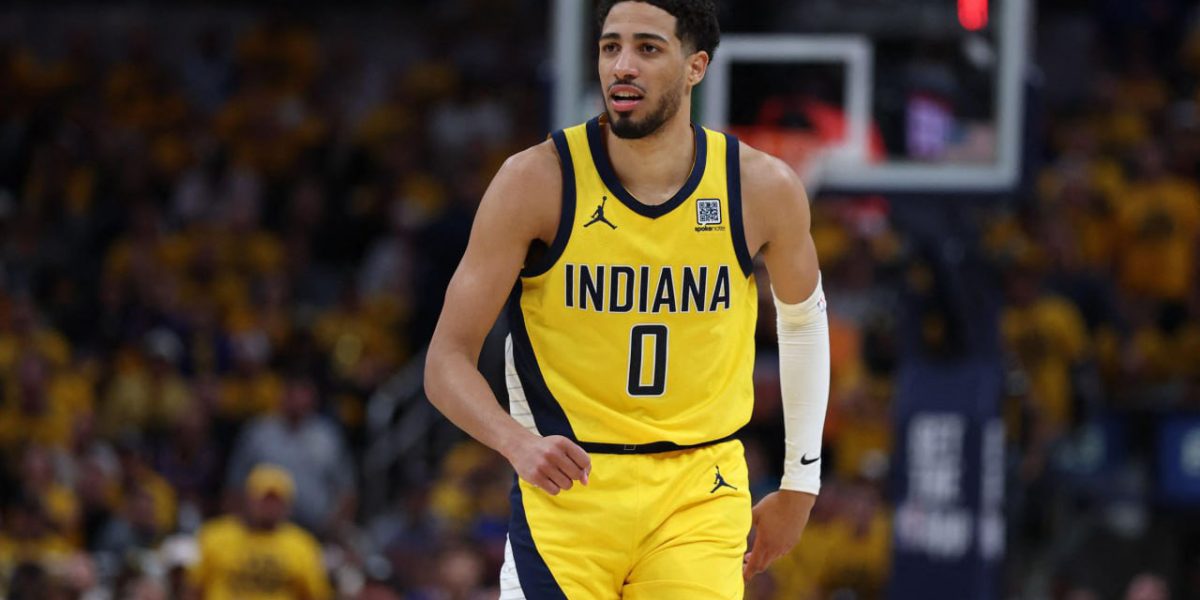 NBA Pacers flight diverted from Oklahoma City after tornado warning