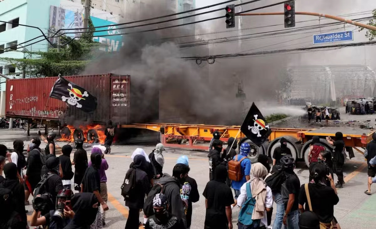 20 rowdy protesters arrested, 40 cops hurt in Manila rally, anti corruption protest