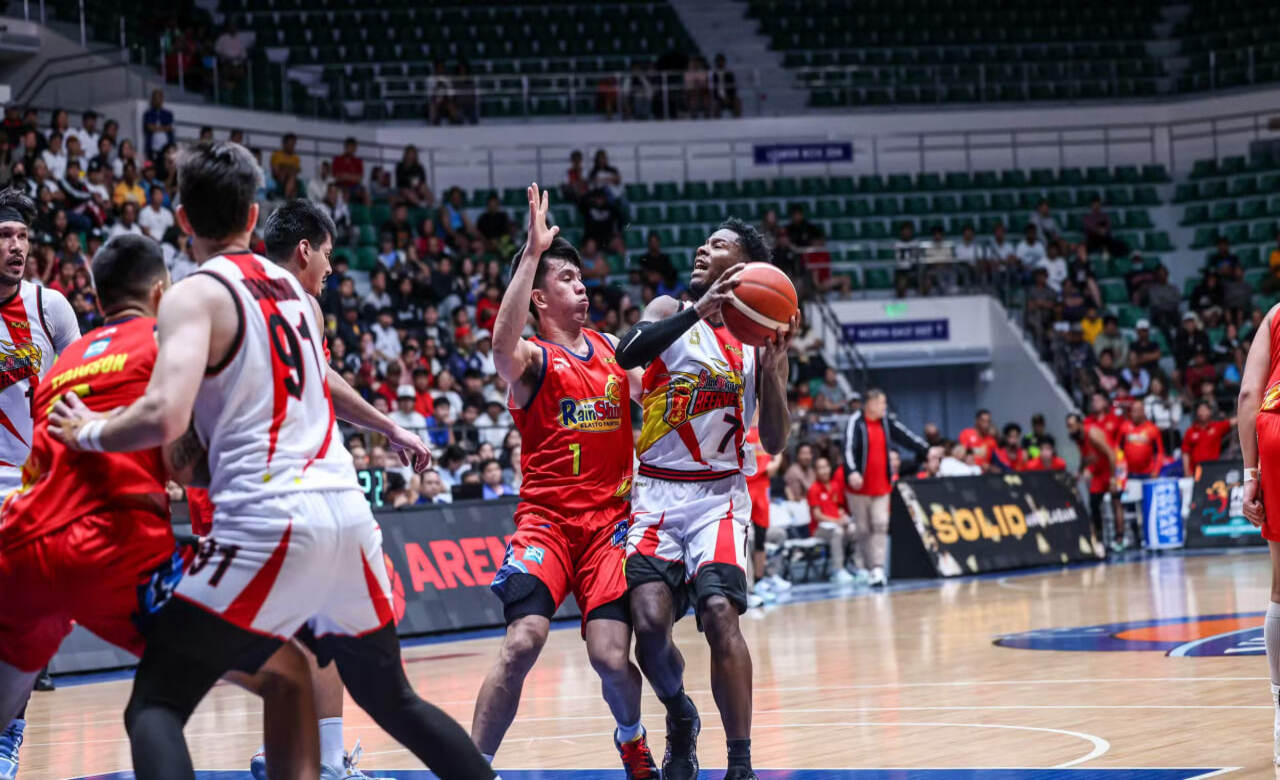 PBA: San Miguel finally tabs first win, blasts Rain or Shine