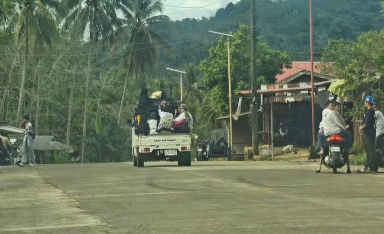 PNP, AFP deploy patrols, set up checkpoints after Basilan town tension