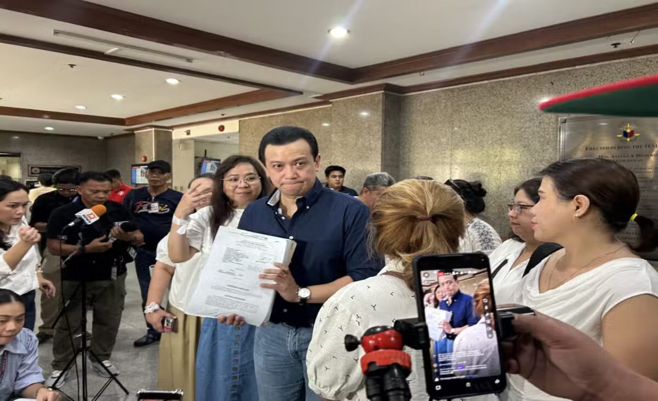 Trillanes, civil society group file plunder, graft raps vs Sara Duterte