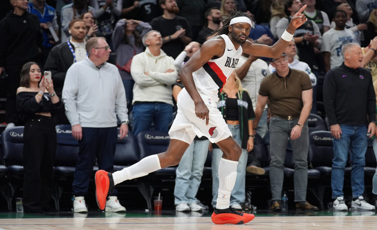 NBA: Jerami Grant hits late 3, Blazers beat Wolves for 3rd straight win