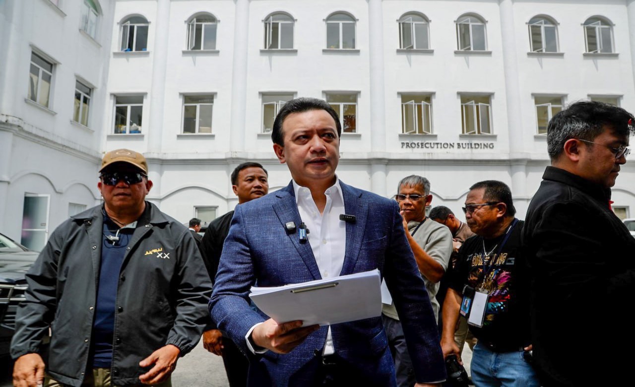 Trillanes files criminal raps vs 18 ‘ex-Marines,’ Badoy, others over ICC payola claims