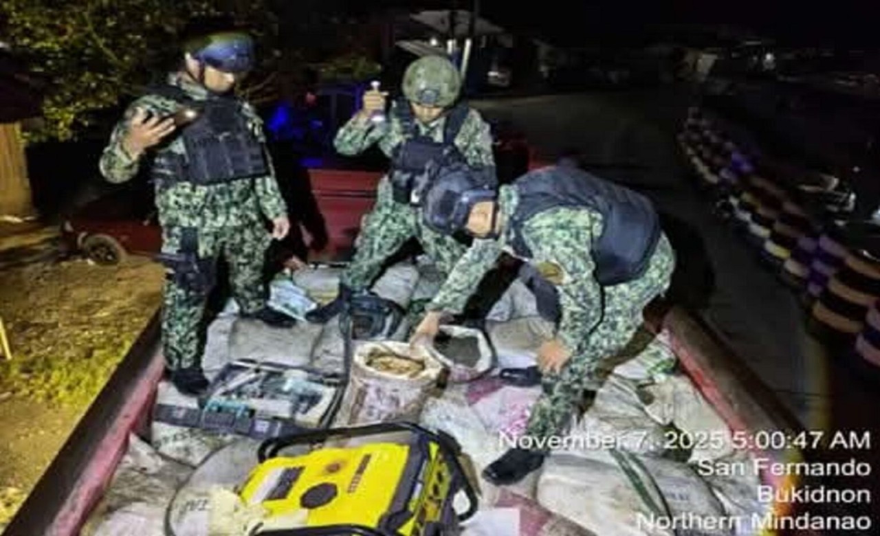 2 cops, 4 others nabbed over transport of mineral ores in Misamis Oriental