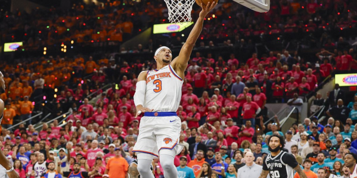 2026 06 04T011131Z 704367122 MT1USATODAY29129359 RTRMADP 3 NBA FINALS NEW YORK KNICKS AT SAN ANTONIO SPURS 2026 06 05 13 38 41 1