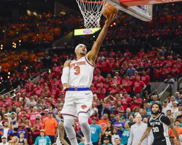 2026 06 04T011131Z 704367122 MT1USATODAY29129359 RTRMADP 3 NBA FINALS NEW YORK KNICKS AT SAN ANTONIO SPURS 2026 06 05 13 38 41 1