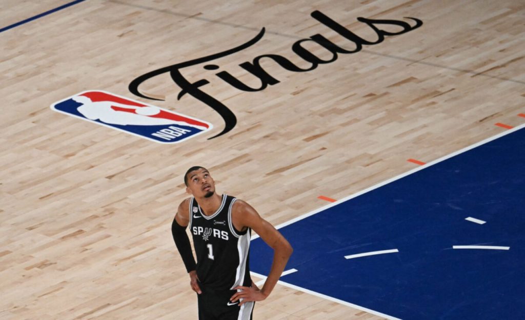 AFP 20260609 B6F89ZK v2 HighRes TopshotBasketNbaFinalsGame3 1200x779 1
