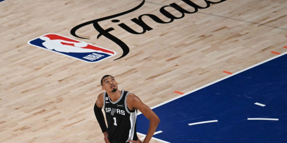AFP 20260609 B6F89ZK v2 HighRes TopshotBasketNbaFinalsGame3 1200x779 1
