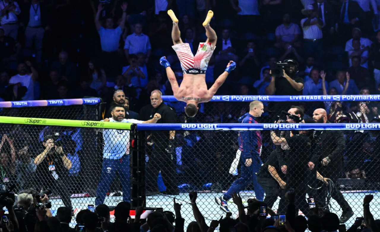 UFC: Gaethje TKOs Topuria, Gane stops Pereira as mayhem hits White House