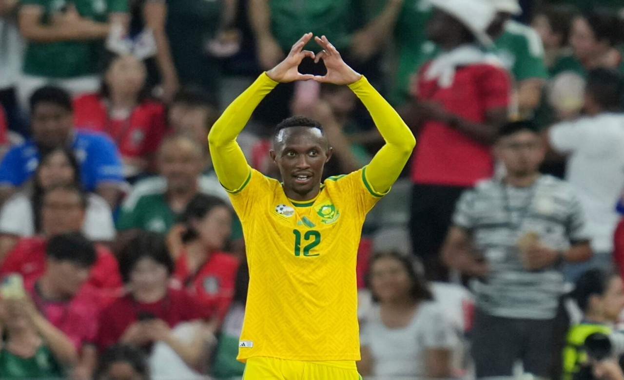 World Cup: South Africa beats South Korea, advances to knockouts
